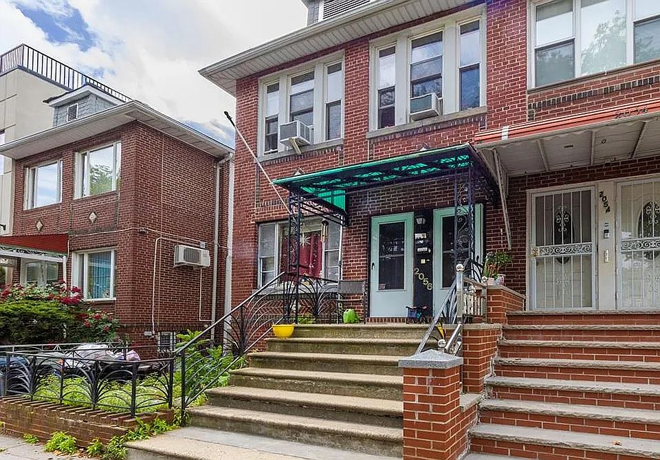 2056 61st St, Brooklyn, NY 11204 Zillow