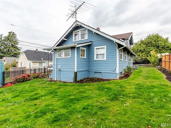2nd image of 3520 E Roosevelt Ave
