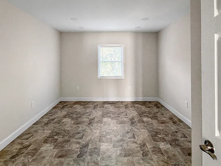 265 S Hilton St — Photo 11