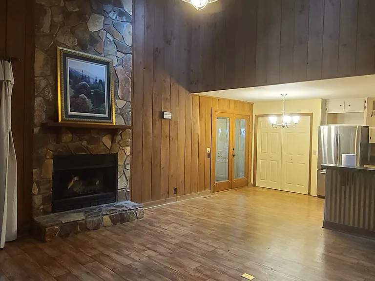 120 Rocky Stream Ct — Photo 7