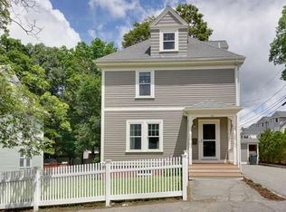 124 Riverside St, Watertown, MA 02472