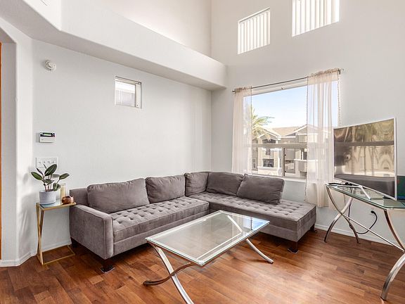 3rd image of 5303 N 7th St Unit 307
