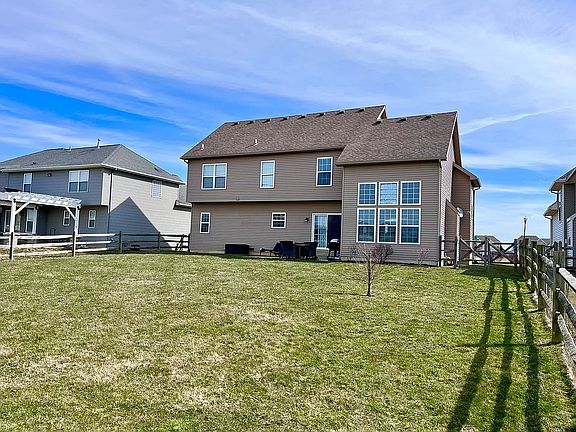3rd image of 5531 Clear Creek Ct