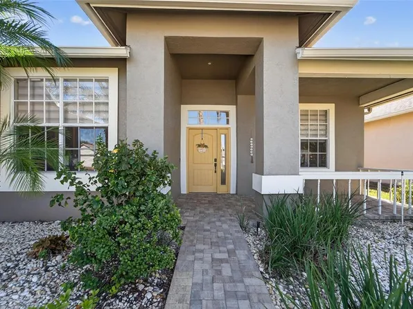 3522 Fox Squirrel Ln, Valrico, FL 33596