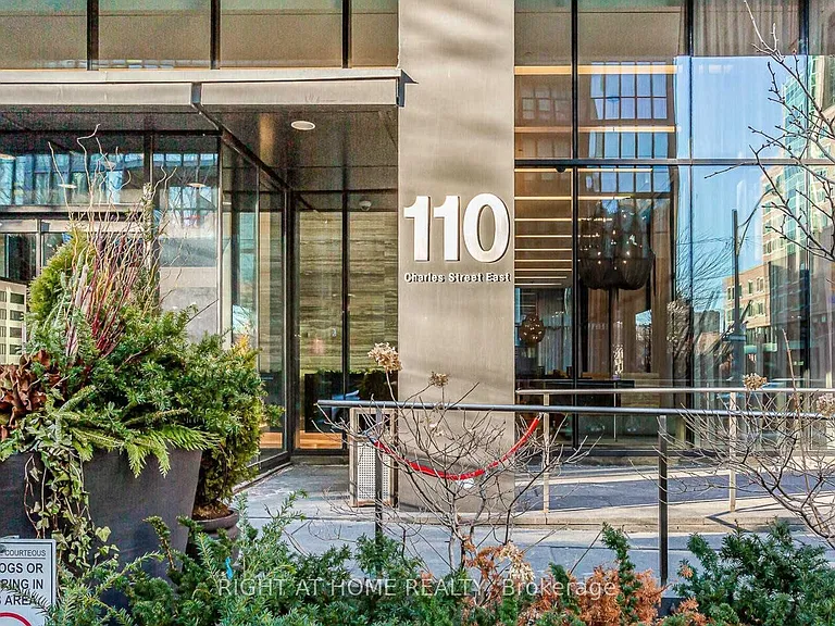 110 Charles St E #1702 — Photo 3
