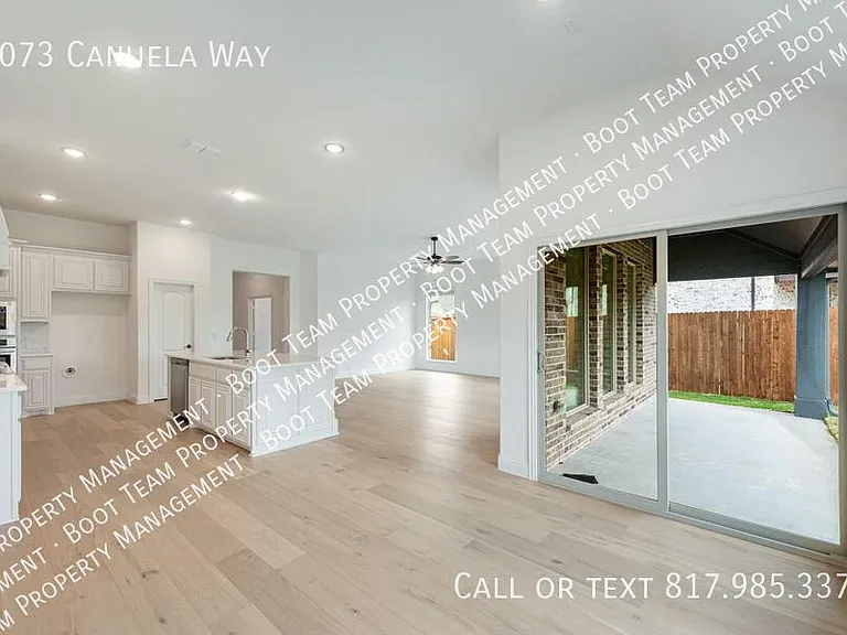 1073 Canuela Way — Photo 20