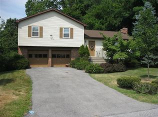 9 Tamidan Rd, Poughkeepsie, NY 12601