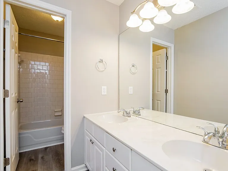 919 Beddingfield Dr — Photo 18