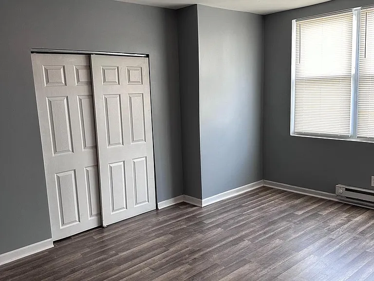 7000 Forrest Ave — Photo 25