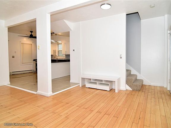 5th image of 38 Marion Ave