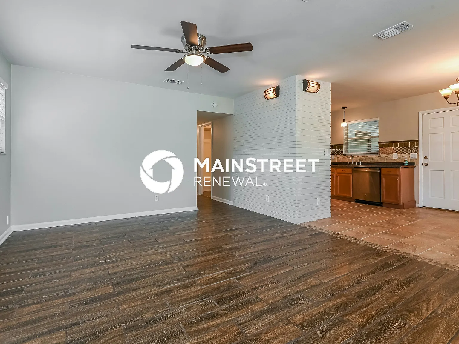 11734 Cape Horn Ave — Photo 2