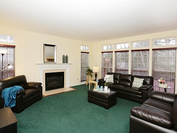 2nd image of 30 Wyndrock Ln