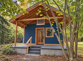 1697 E Marrowstone Rd, Nordland, WA 98358