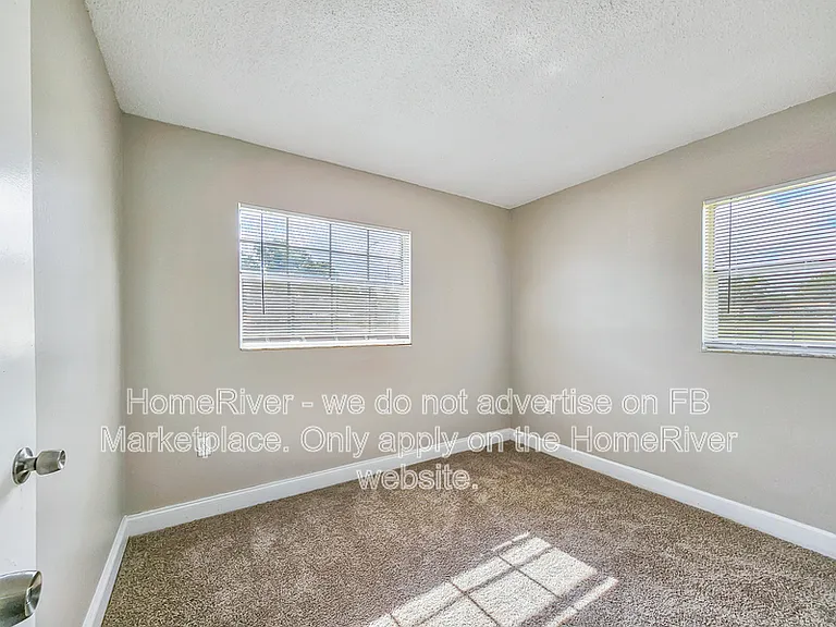 1550 Wright Dr — Photo 16