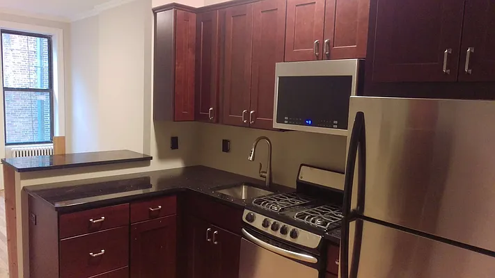 Rented by Green Line Realty | media 1