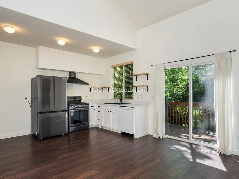 15508 SW Peridot Way — Photo 7