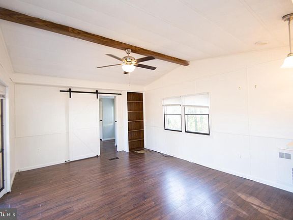 2nd image of 6532 Pine Top Rd