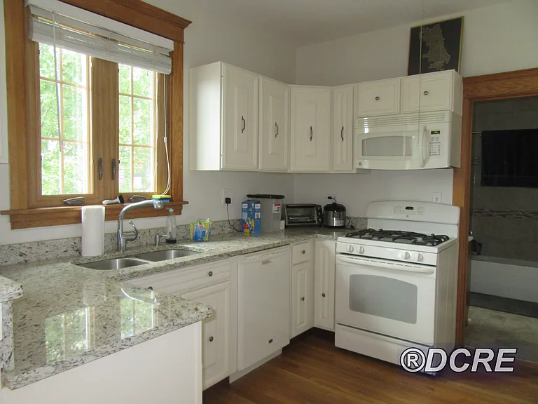5123 N Western Ave #2 — Photo 2