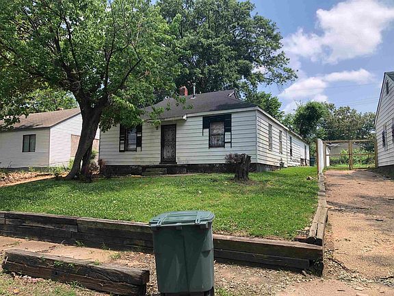 2nd image of 2662 Frisco Ave