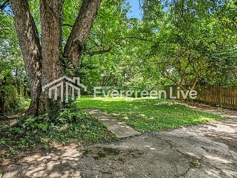 3742 Dina Ave — Photo 15