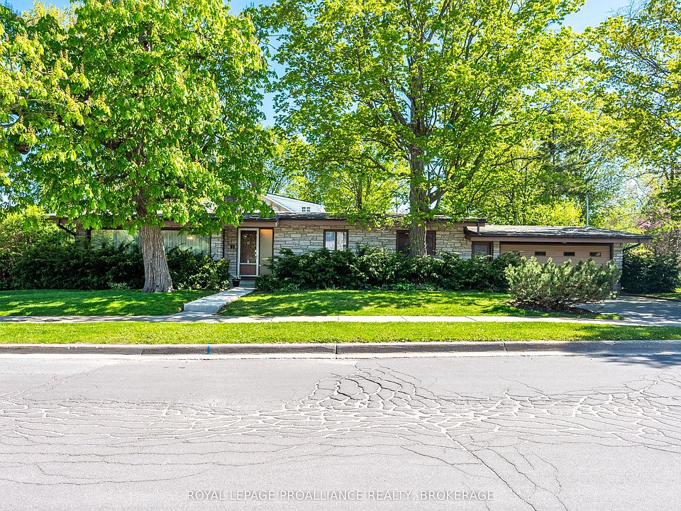 1st image of 2 Churchill St