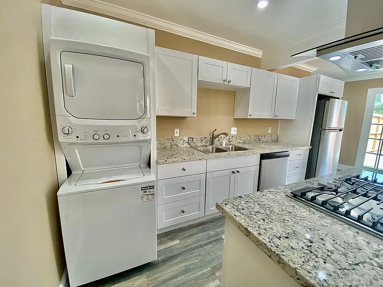 2623 French Ct — Photo 2
