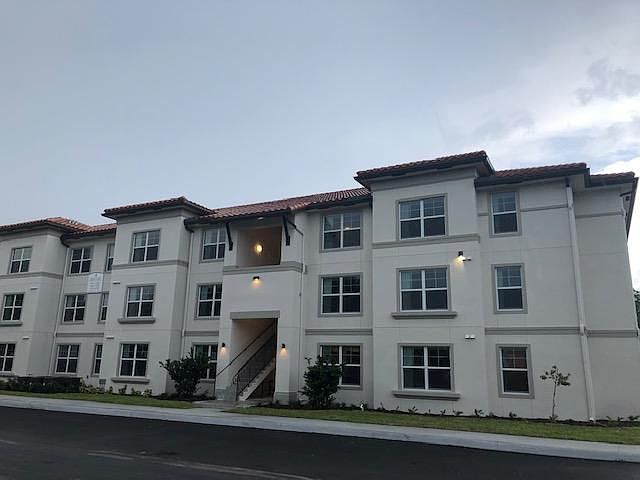 2nd image of 1716 3rd Ave N