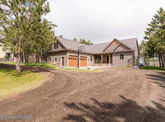 2nd image of 50779 Willow Creek Dr