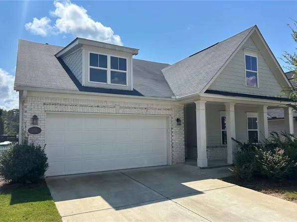 130 Crest Brooke Dr, Holly Springs, GA 30115