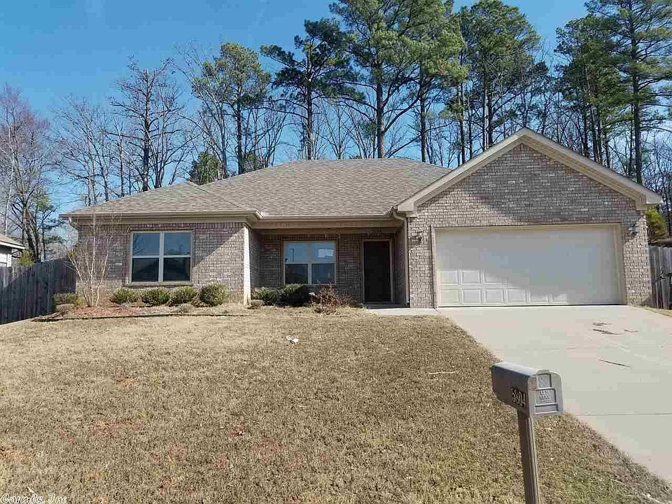 1st image of 5804 Heritage Heights Dr