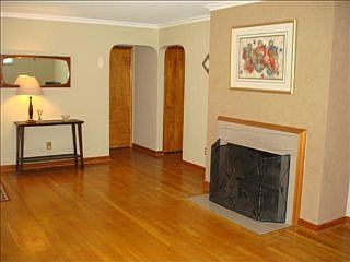 4th image of 1744 Westwood Ave