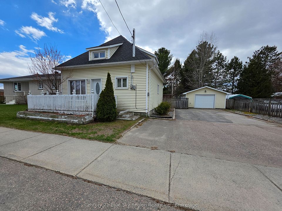 1st image of 167 Cache Bay Rd