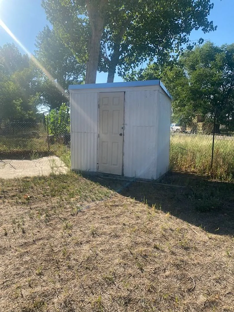 Building Photo - 85 N 300 E