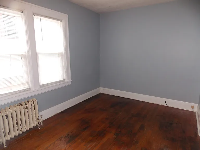 819 Cherry St — Photo 16