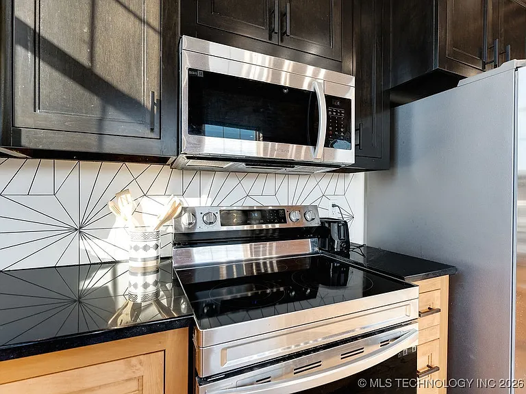 118 W Main St #A — Photo 22