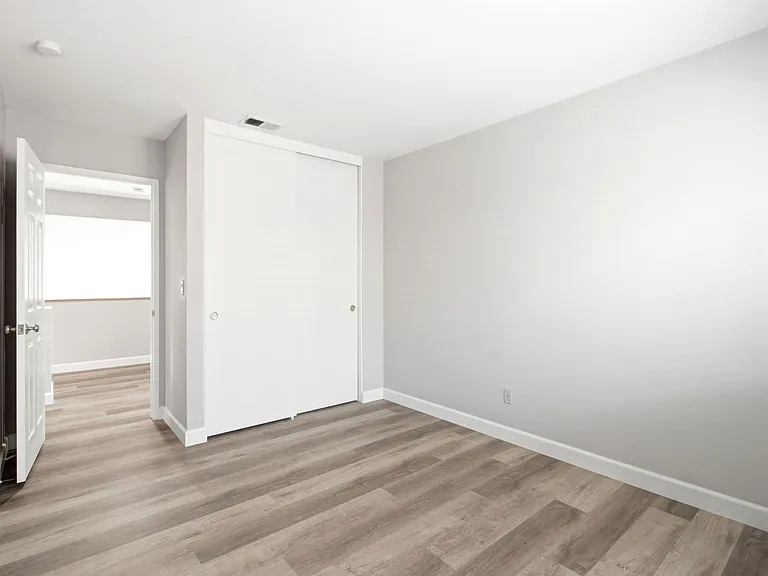 11597 Walz Ct — Photo 18