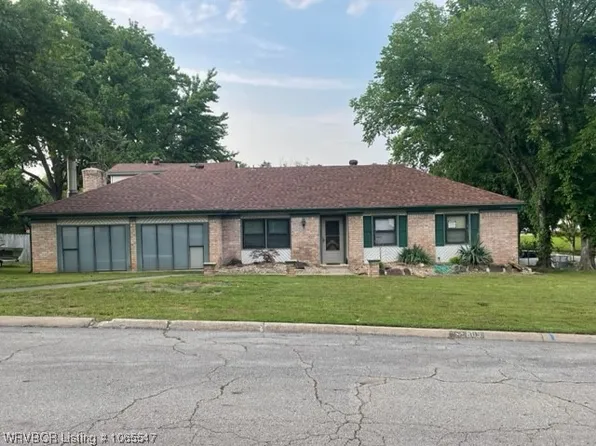 809 Lisa Ln, Van Buren, AR 72956