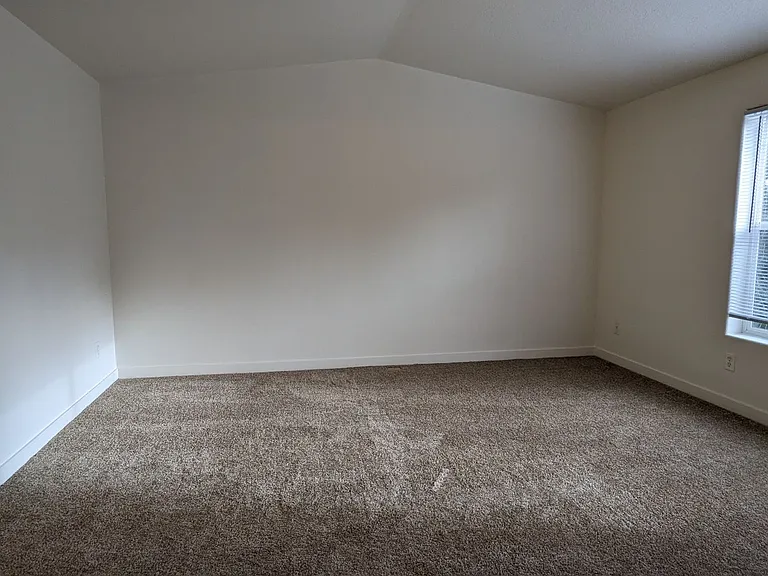 Halsey East Townhomes — Photo 80