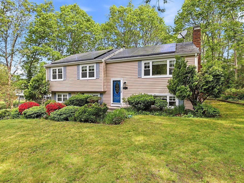 1st image of 17 Briggs Avenue