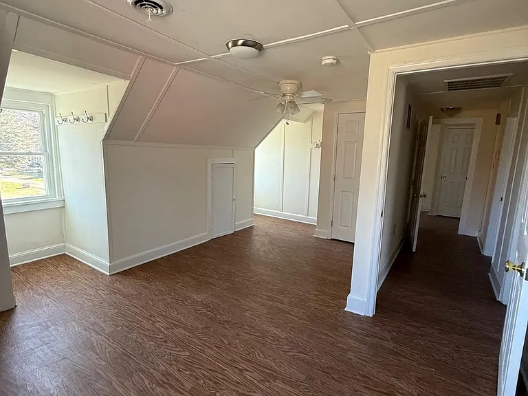 9253 Dahlgren Rd — Photo 16