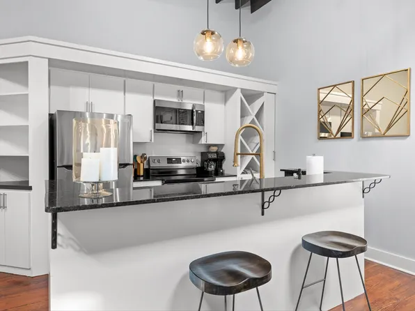 343 King St APT C, Charleston, SC 29401