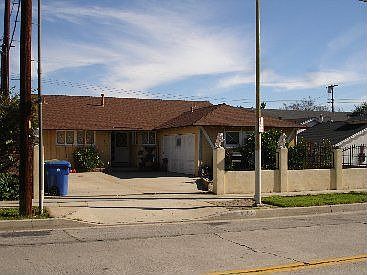 2nd image of 8156 Ventura Canyon Ave