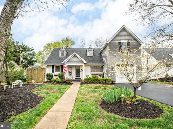 6804 Duke Dr, Alexandria, VA 22307