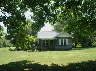 307 Lilac Ln, Stroudsburg, PA 18360