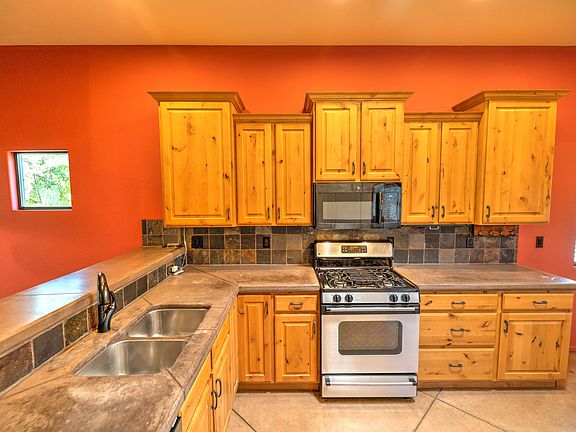 IMG_5809_10_11_08232022