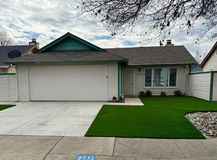 2032 Amsterdam Ln, Modesto, CA