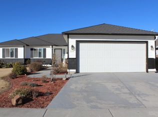 2119 NW Elm Ave, Redmond, OR 97756