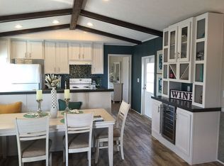 9589 Key West Dr, Fairhope, AL 36532