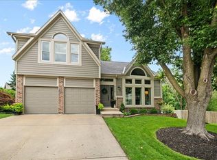 21408 W 47th Ct, Shawnee, KS 66226