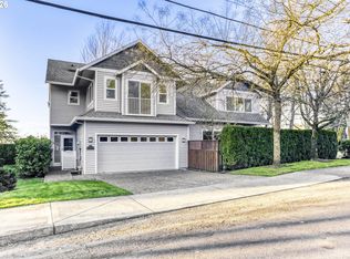 3696 Carman Dr, Lake Oswego, OR